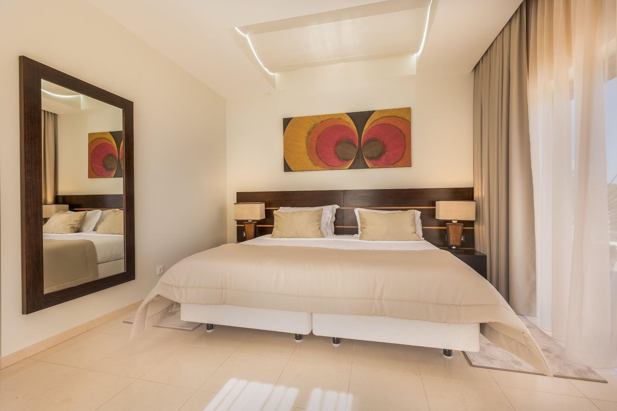 Caneiros Luxury House & Suites Ferragudo  Exteriör bild