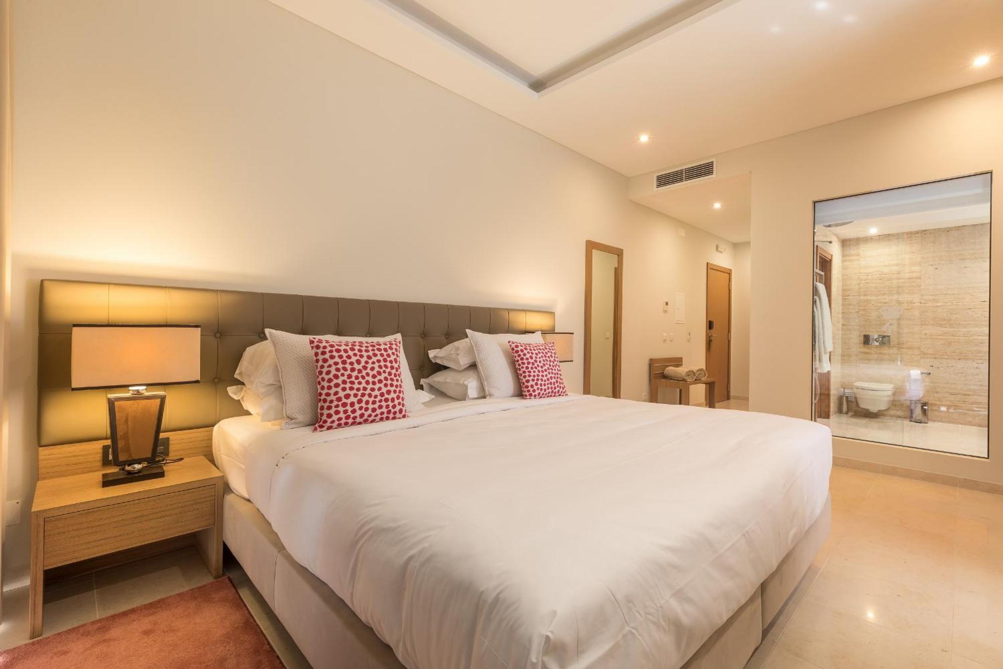 Caneiros Luxury House & Suites Ferragudo  Rum bild