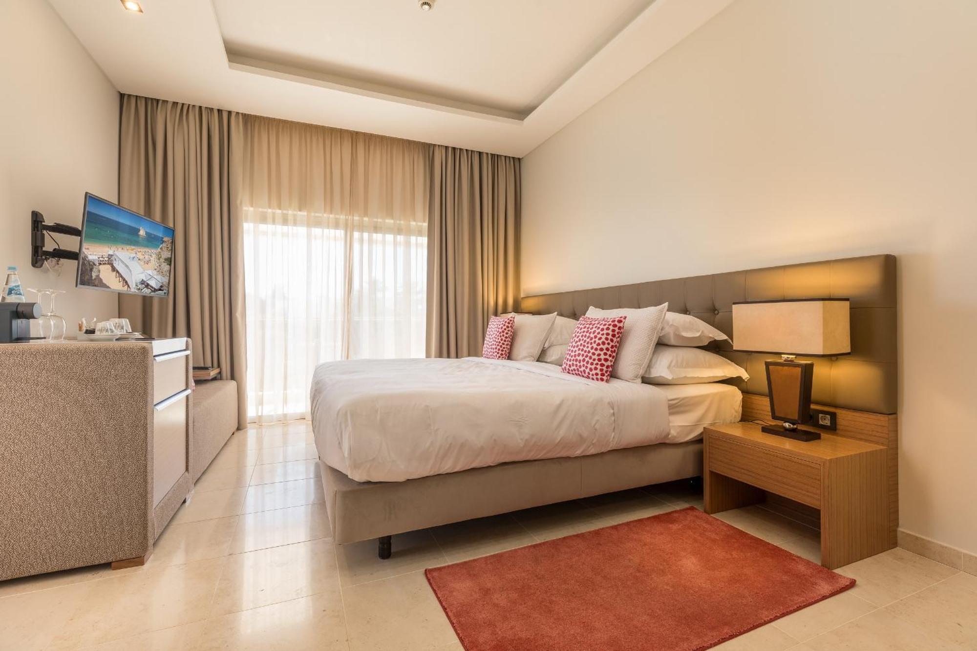 Caneiros Luxury House & Suites Ferragudo  Rum bild